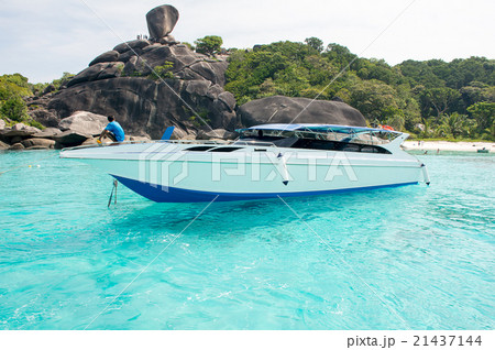 High - speed boat at Similan island High - speed boat at Similan island 21437144