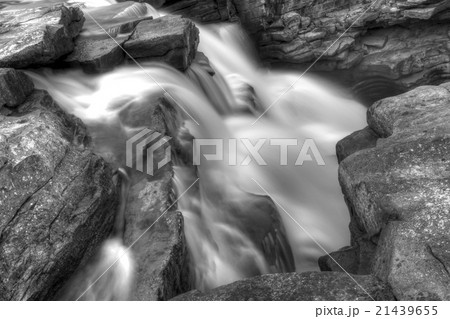 Nattural Bridge Yoho National Park Nattural Bridge Yoho National Park 21439655