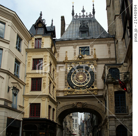 Old houses in Rouen, Haute-Normandy, France Old houses in Rouen, Haute-Normandy, France 21440994
