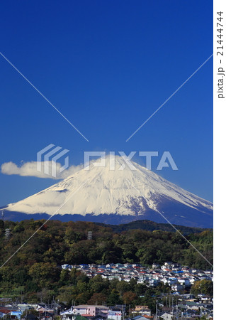 富士山の見える住宅街 富士山の見える住宅街 21444744