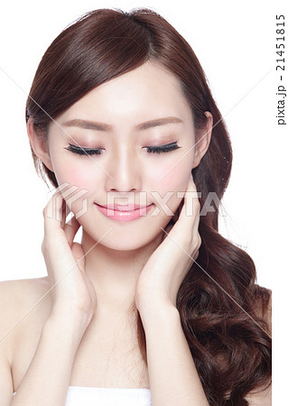 Beauty woman with charming smile Beauty woman with charming smile 21451815