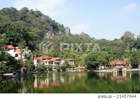 ベトナム・ハノイ・タイ寺 21457944