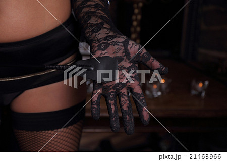 Women with ridding crop Women with ridding crop 21463966