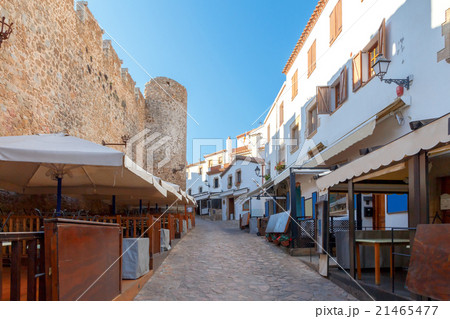Tossa de Mar. The traditional city street. 21465477