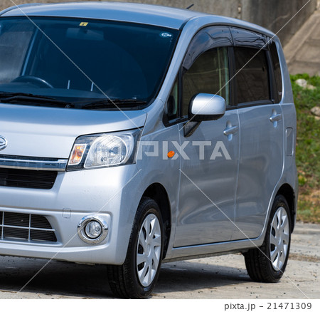 車 ボディ 前面の写真素材