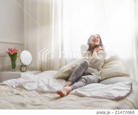 Happy young woman Happy young woman 21472060