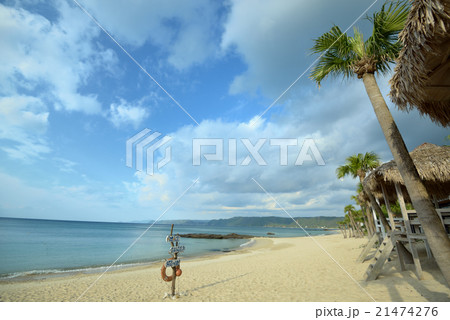 奄美大島 用安海岸 ばしゃ山村のビーチの写真素材