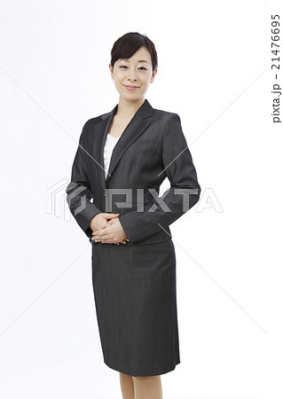 スーツ姿の女性 スーツ姿の女性 21476695