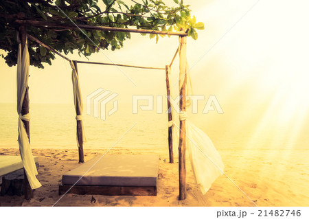Beautiful beach Beautiful beach 21482746