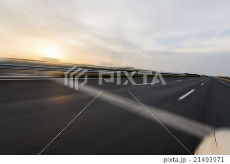 Sunset Urban Highway 21493971