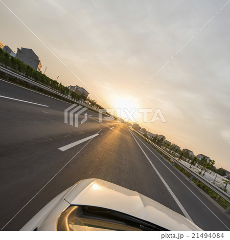 Sunset Urban Highway 21494084
