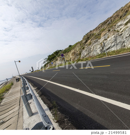 Mountain road Mountain road 21499581