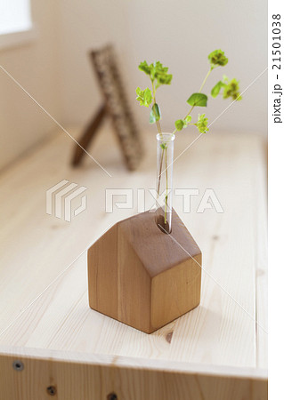 家型の一輪挿し 21501038