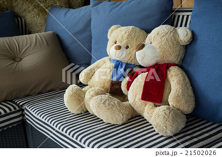 couple doll bear lover decorated on sofa furniture 21502026
