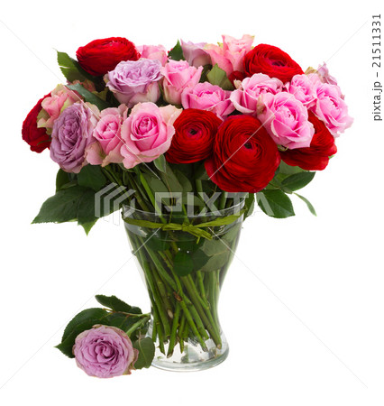 bouquet of fresh roses and ranunculus bouquet of fresh roses and ranunculus 21511331