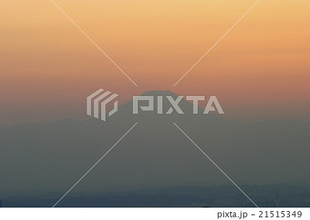 夕焼け空と富士山 21515349