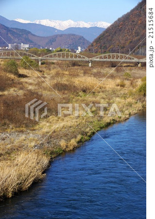千曲川と春の白馬連峰（坂城町） 21515684