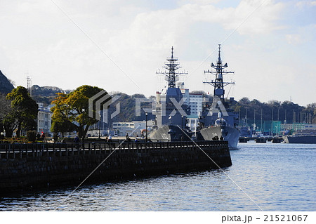 3月ヴェルニー公園とイージス艦01横須賀港 21521067