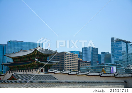 韓国　ソウルの街並み 21534711