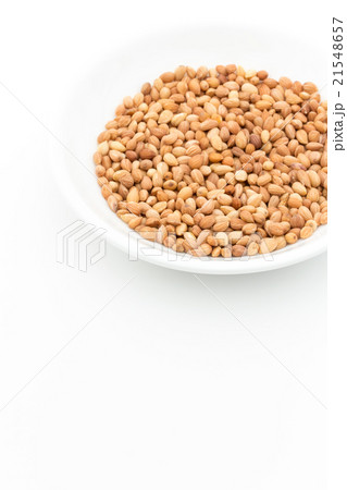 マハレブ(ワイルドチェリーの仁):Mahlab, whole マハレブ(ワイルドチェリーの仁):Mahlab, whole 21548657