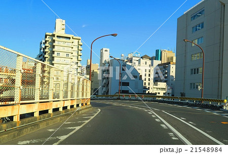 東京都豊島区の池袋大橋の坂道の写真素材