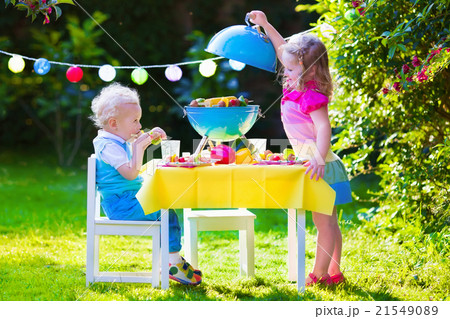 Garden grill party for kids Garden grill party for kids 21549089