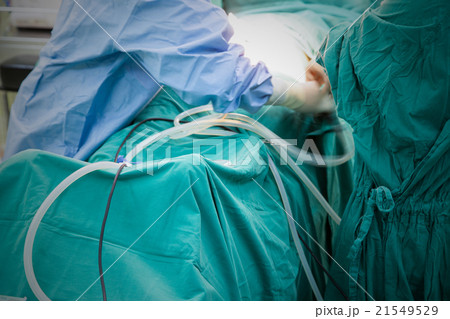 Operation room surgery 21549529