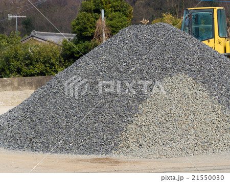 資材置き場の砂利 21550030