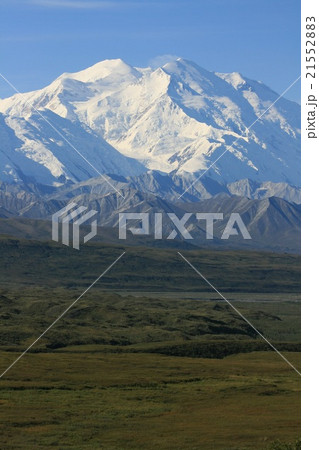 草原とデナリ 21552883