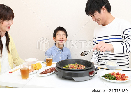 親子で焼肉 21553480