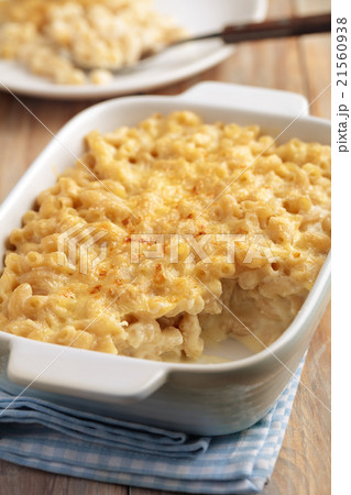 Macaroni cheese 21560938