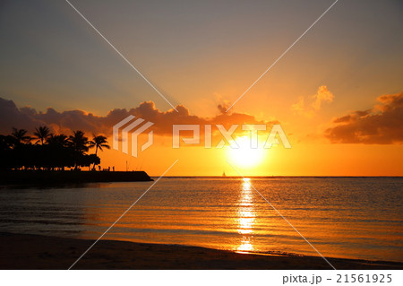 夕焼け　ハワイ 21561925