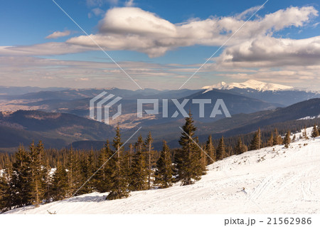 Winter in mountains 21562986