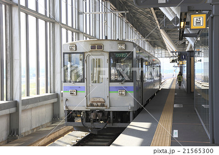 富良野線 普通列車 旭川駅 キハ150 富良野線 普通列車 旭川駅 キハ150 21565300