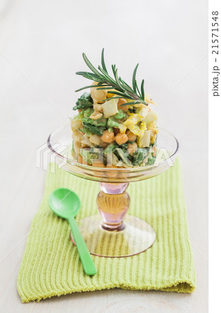 Little appetizer salad 21571548