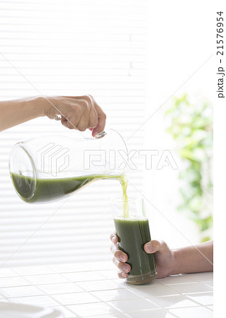 青汁を注ぐ 青汁を注ぐ 21576954