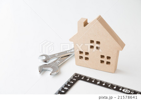 リフォーム　リノベーション　白バック 21578641