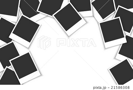 重なって置かれたポラロイド写真 重なって置かれたポラロイド写真 21586308