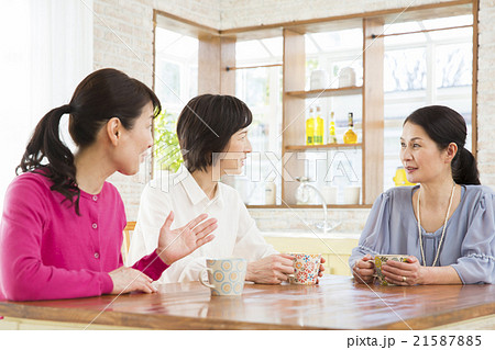 50代女性 50代女性 21587885