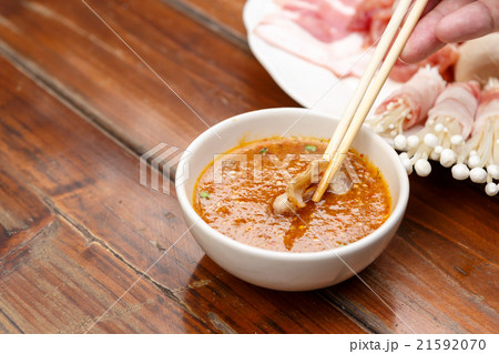 Pork and sea food grill 21592070