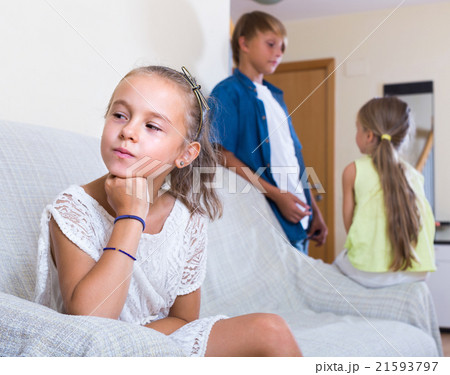 Little girl offended on other children. 21593797