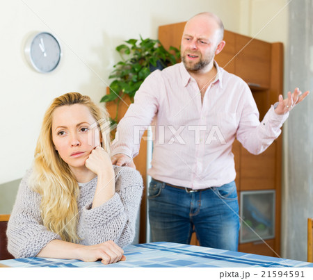 Couple having quarrel indoor Couple having quarrel indoor 21594591