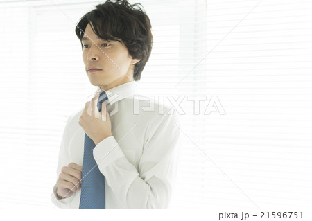 ビジネス男女 21596751