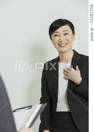 ビジネス男女 21597258