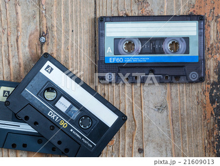 audio cassette close-up 21609013