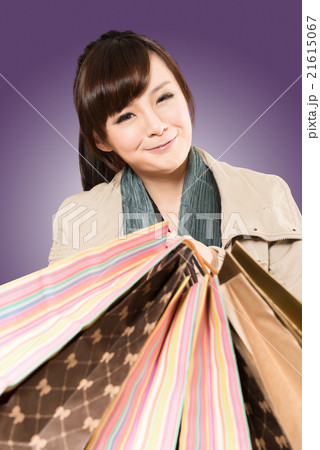 Asian woman shopping Asian woman shopping 21615067