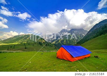 camp in sonamarg trek route himalaya in Kashmir 21615584