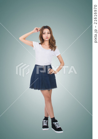 Young Asian girl Young Asian girl 21616970