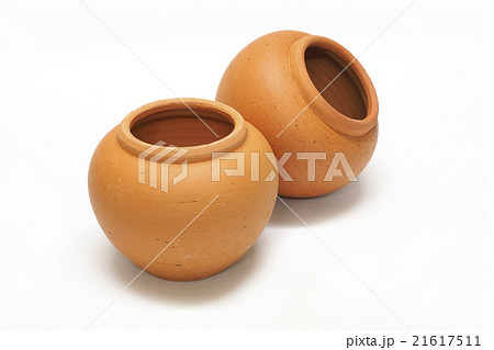 Pottery jars 21617511