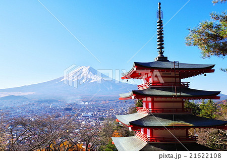新倉富士浅間神社　富士山と忠霊塔 21622108